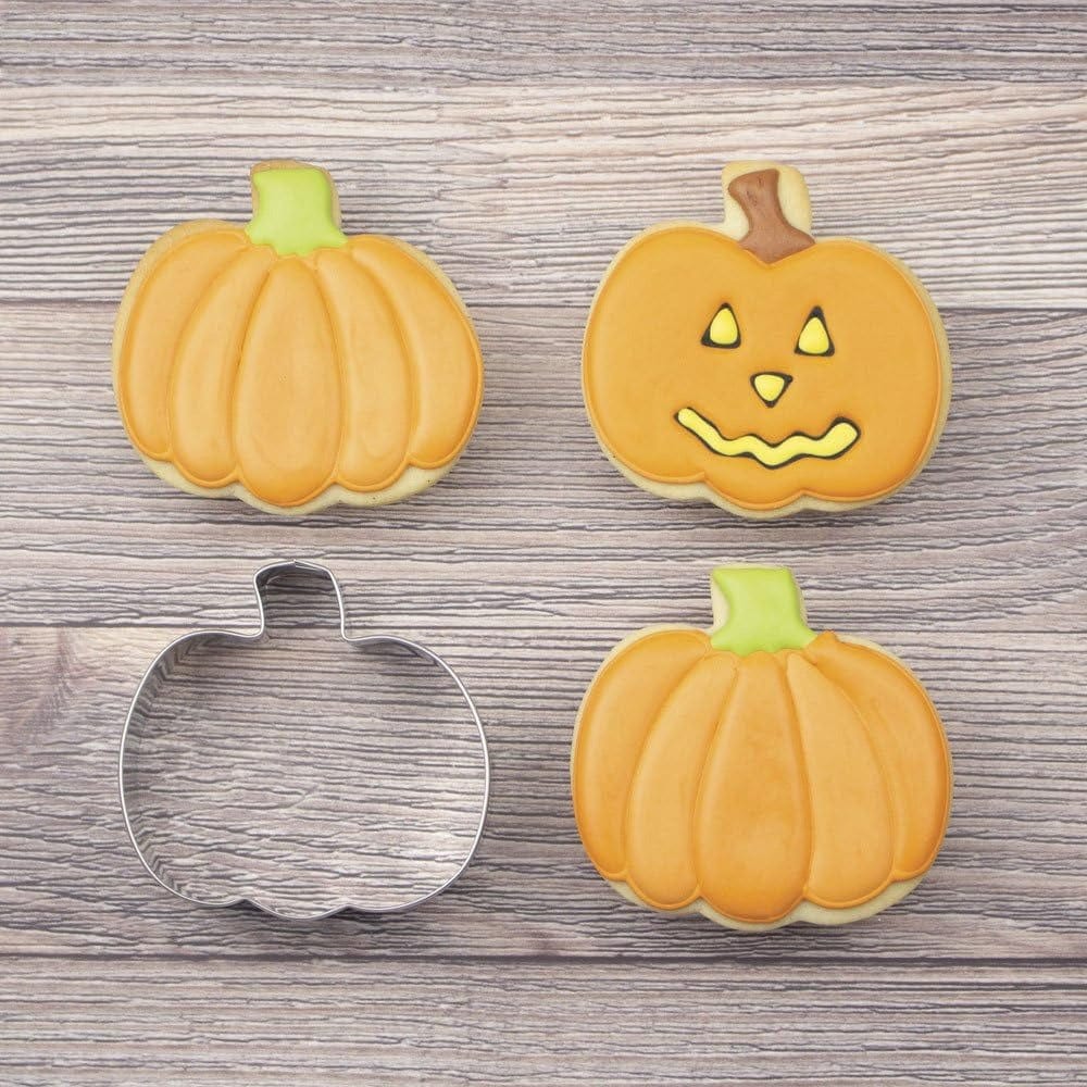 Bakeware Ann Clark 4" Pumpkin Cookie Cutter