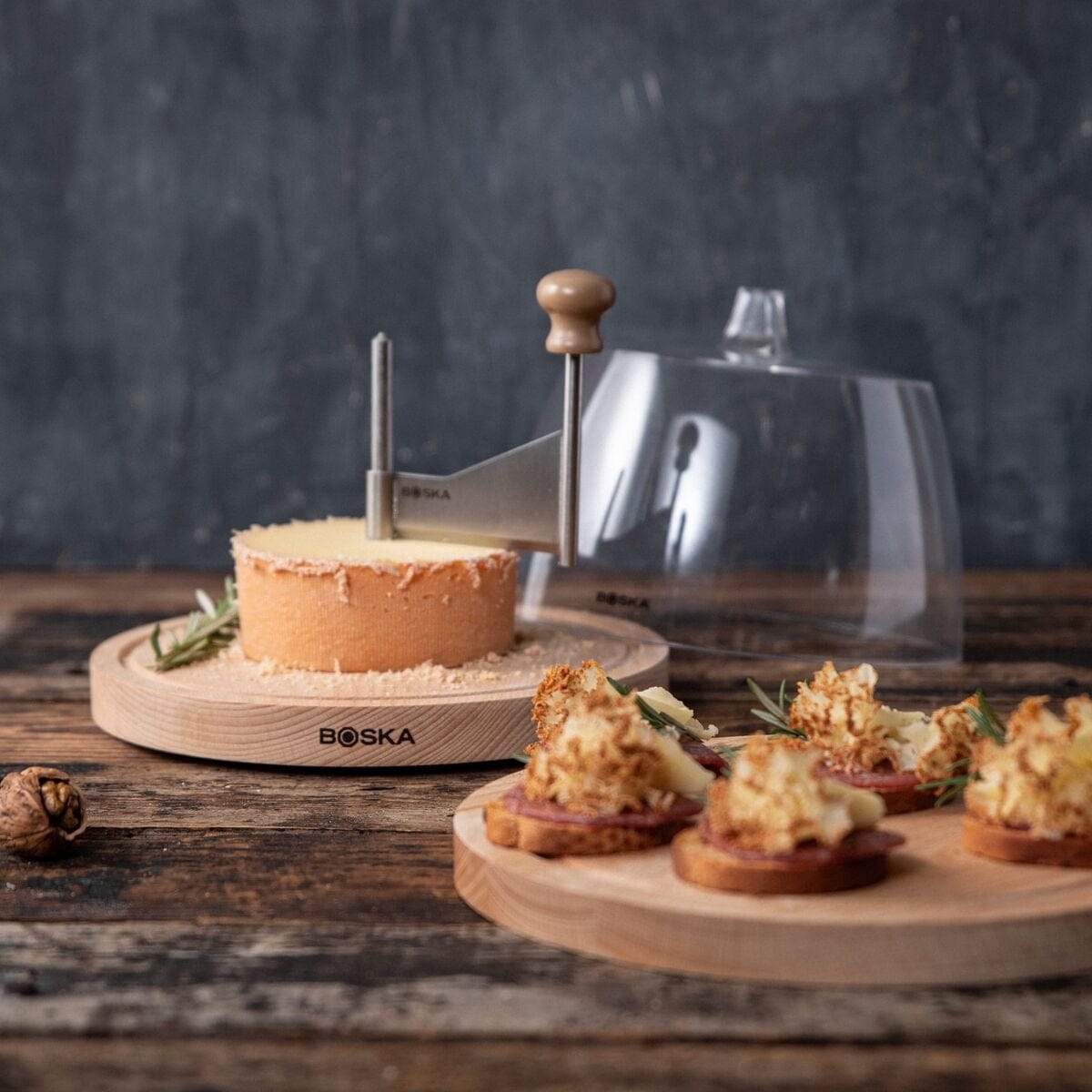 Tabletop Boska Amigo Cheese Curler with Dome