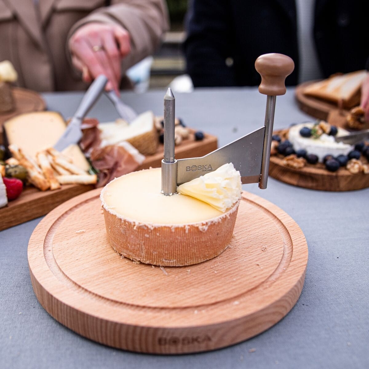 Tabletop Boska Tête de Moine Amigo Cheese Curler