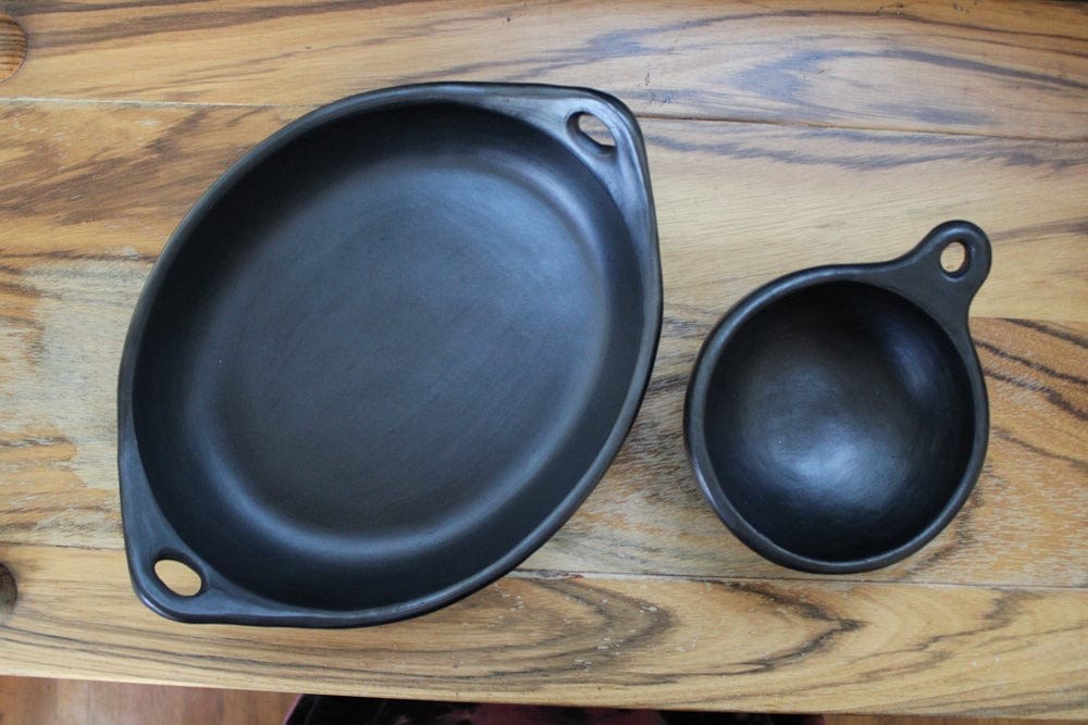 Chamba Cookware Authentic Chamba Bowl w/ One Handle - Elegant, All-Natural Black Clay Dish for Soups, Salads and Serving - Handmade in Colombia