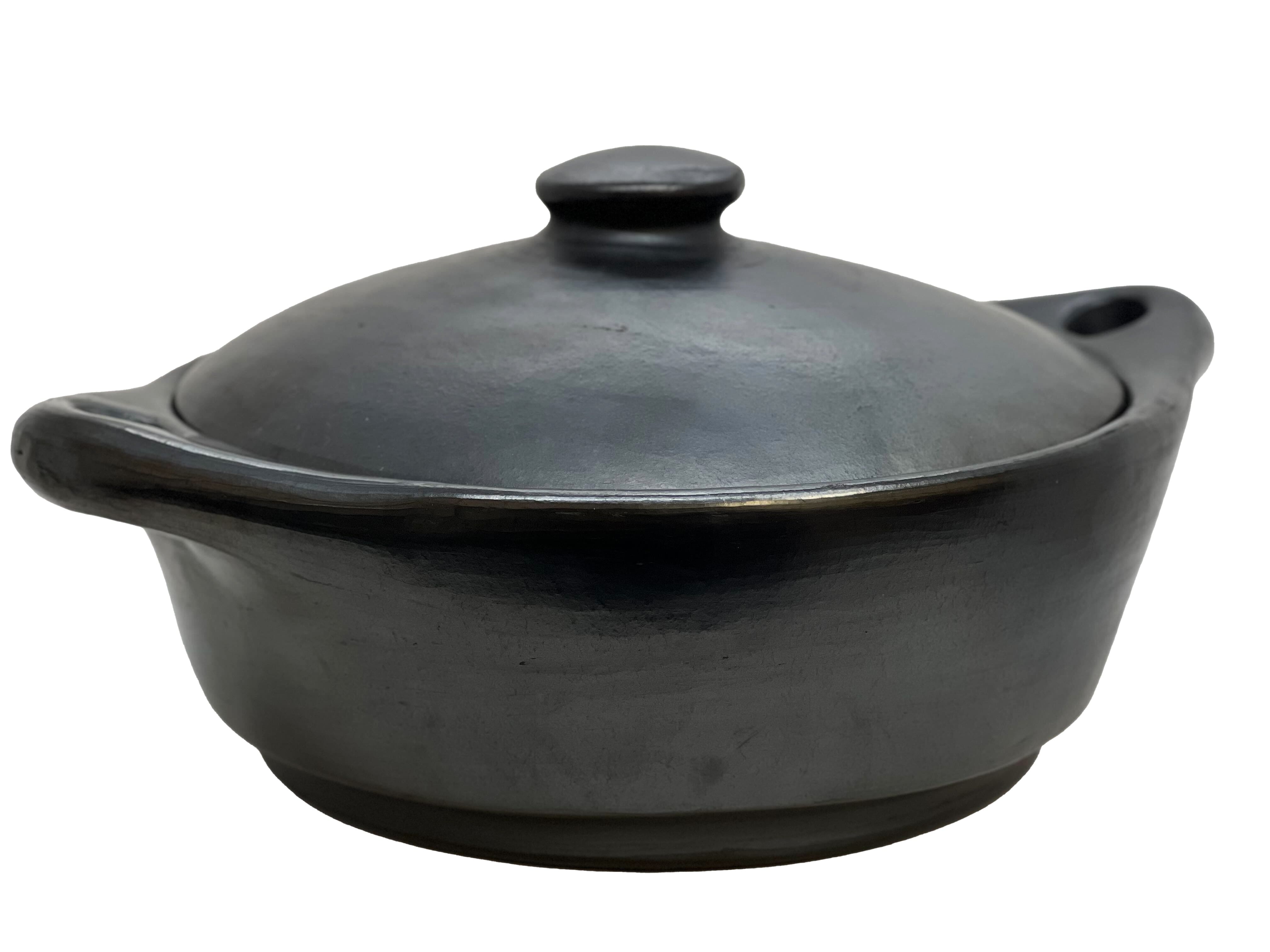Authentic Chamba Casserole - Elegant, All-Natural Black Clay Casserole for Braising, Baking and Serving Paella, Stews and More- Stovetop & Oven Safe – Handmade in Colombia