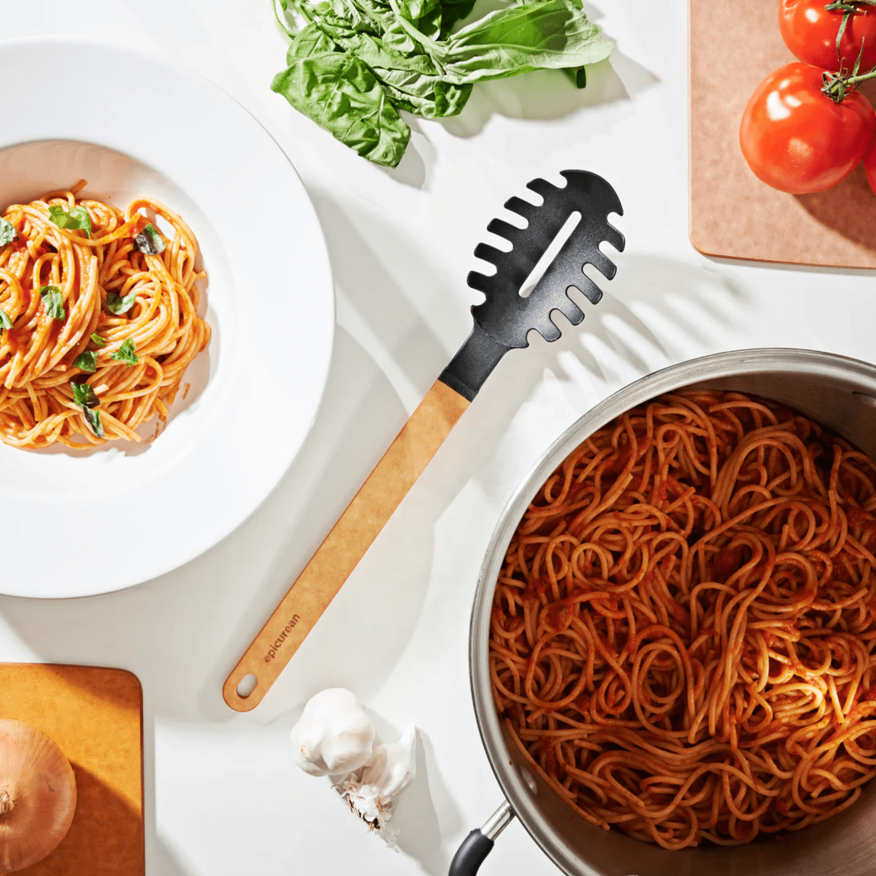 Tools & Accessories Epicurean Gourmet Pasta Server