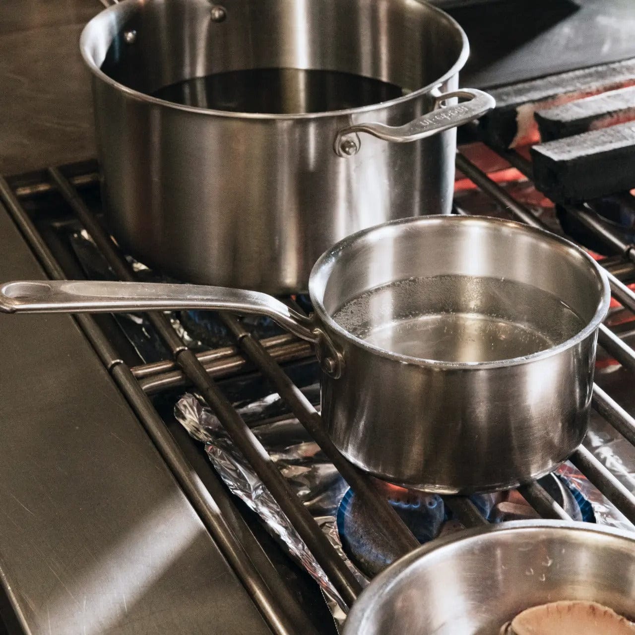 Cookware MADE IN  Stainless Steel Saucepan with Lid - 2 Quart - Made in Italy