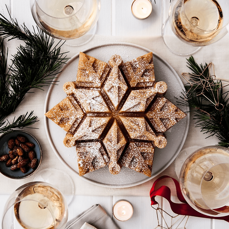 Bakeware Nordic Ware Frozen Snowflake Pan