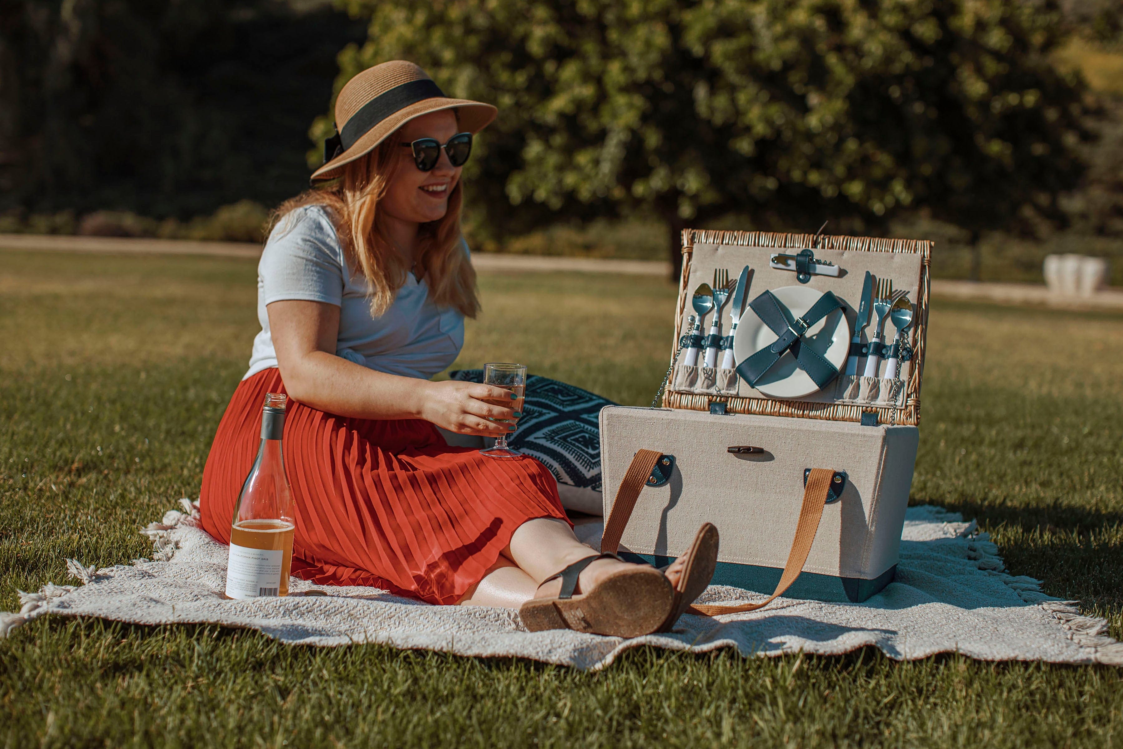 Outdoor, Travel & Storage Picnic Time Boardwalk Service-for-Two Picnic Basket