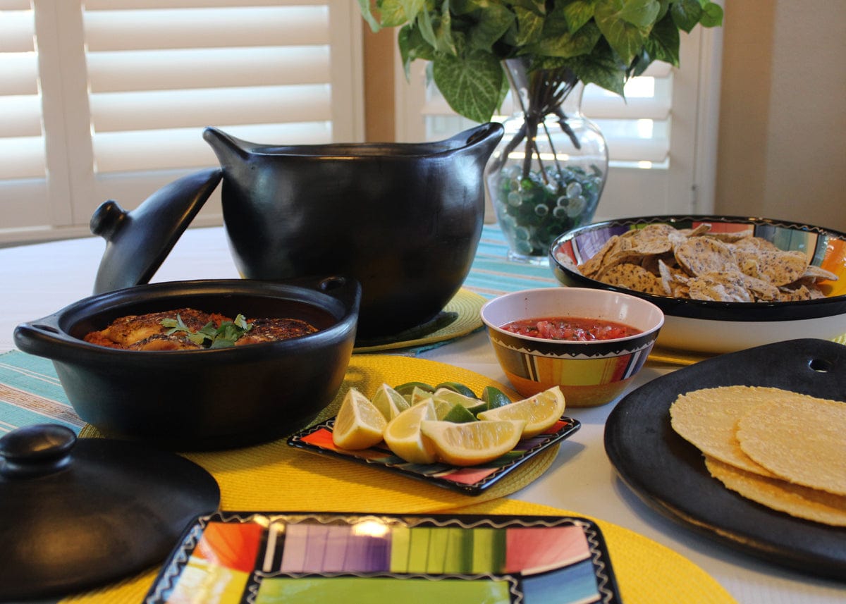 Chamba Cookware Authentic Chamba Soup & Bean Pot - Elegant, All-Natural Black Clay Pot with Cover for Slow, Even Cooking - Stovetop & Oven Safe - Handmade in Colombia