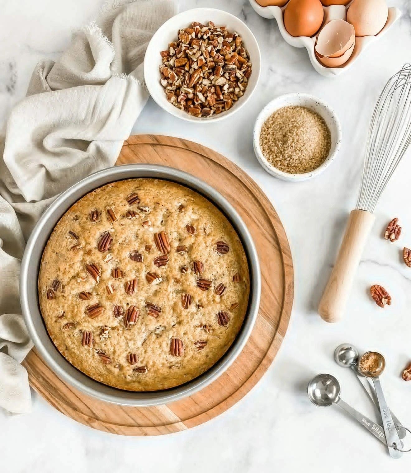 Bakeware USA Pan Non-Stick Round Cake Pan