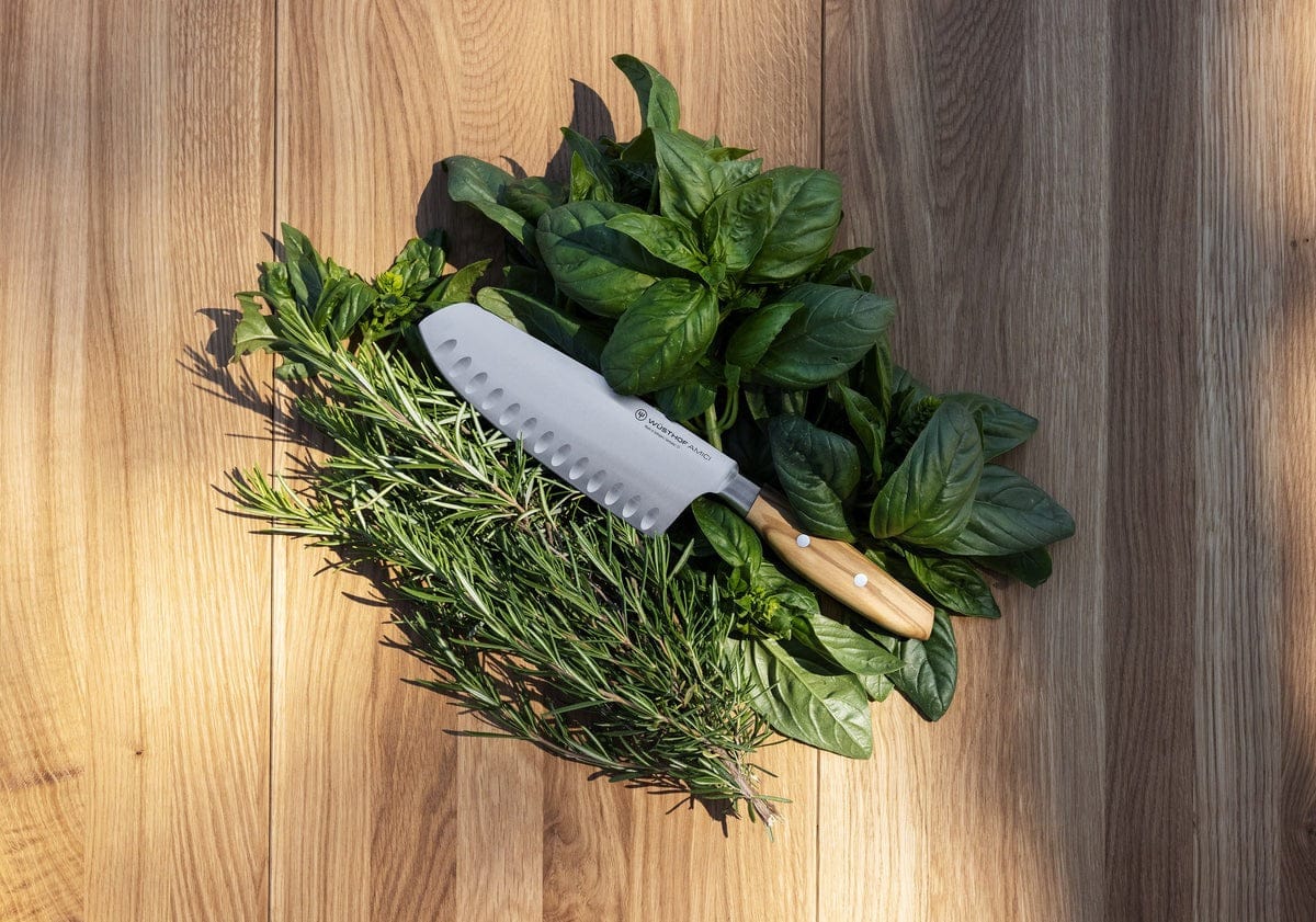 Cutlery Wusthof Amici Santoku Hollow Edge Knife, 7"