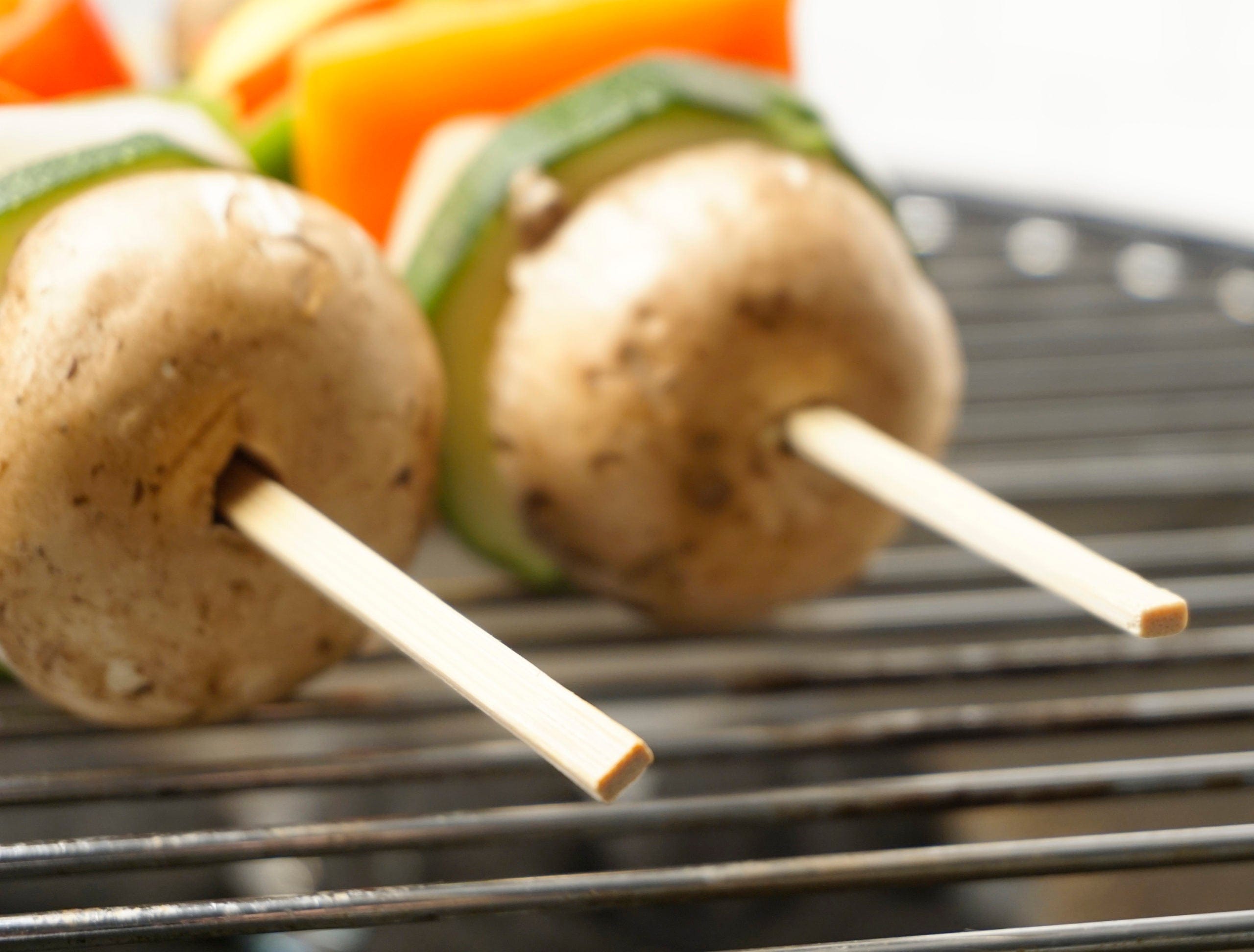 Barbecue RSVP Flat Bamboo Skewers – 6″ Long