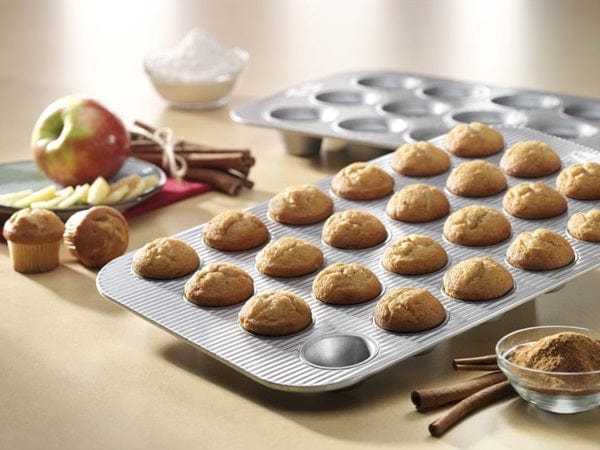 Bakeware USA Pan 24-Cup Mini Muffin Pan